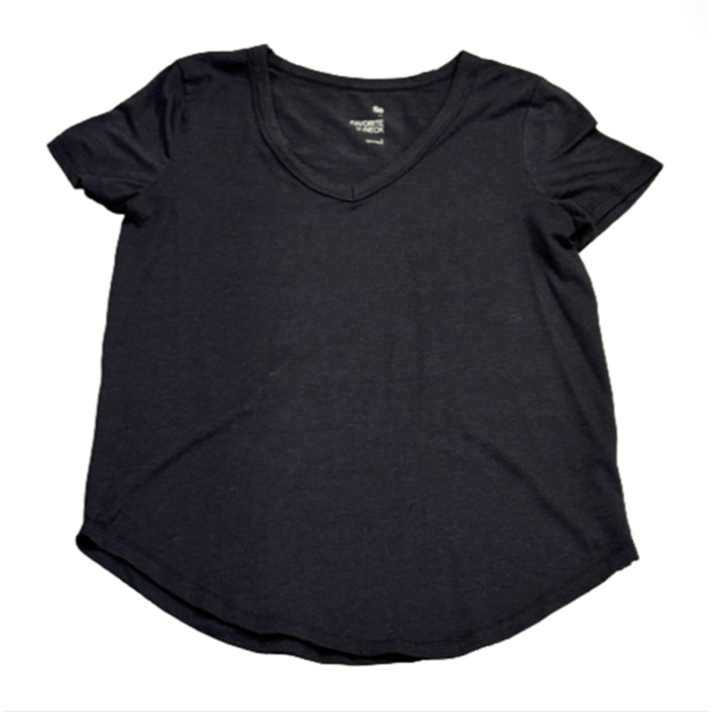 🌷 SO Favorite V-Neck Charcoal Scoop Hem Tee